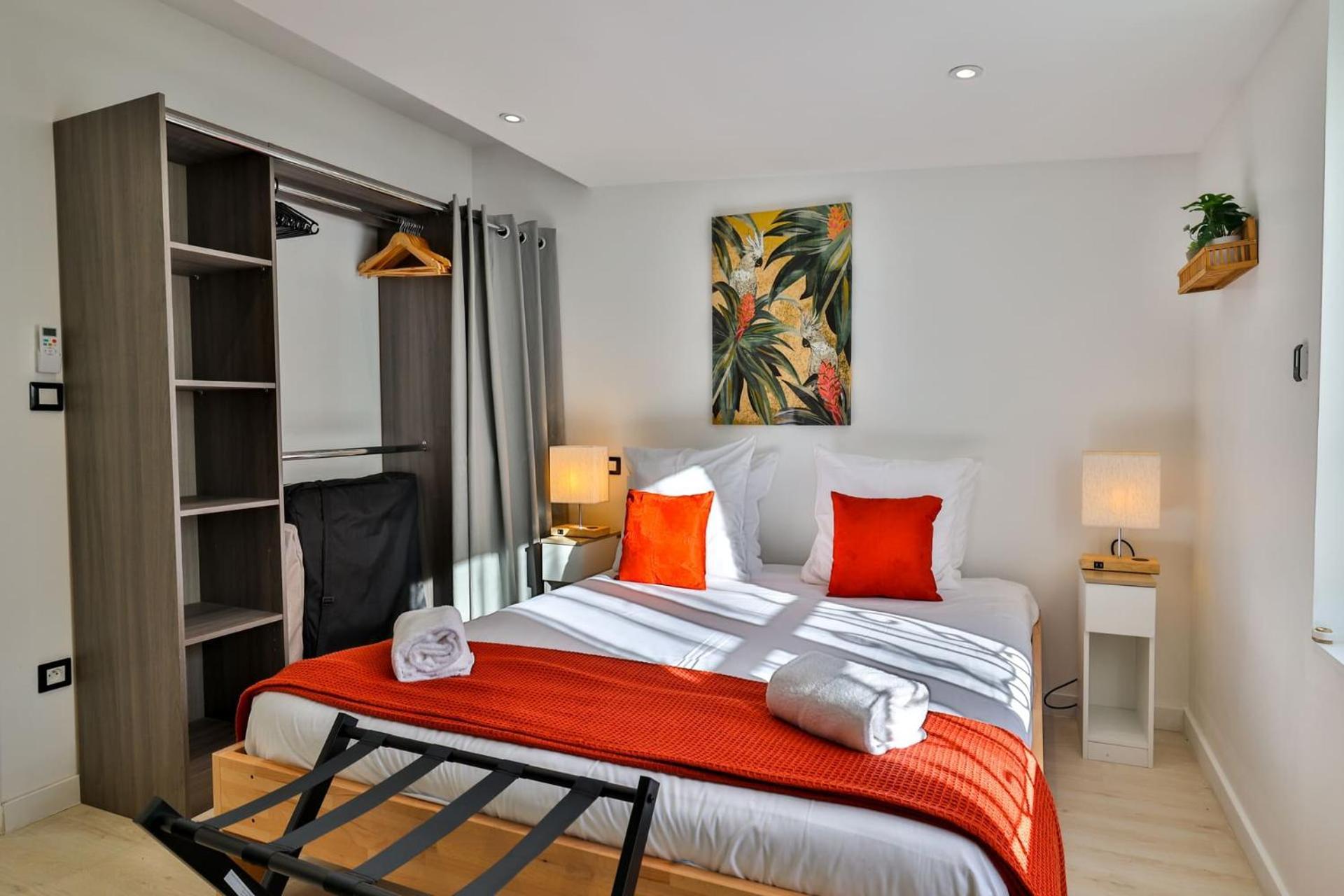 Le Lucien Eco-Appart'Hotel - Angouleme - Centre - Wifi - Parking Prive - Classe 4 Etoiles Εξωτερικό φωτογραφία