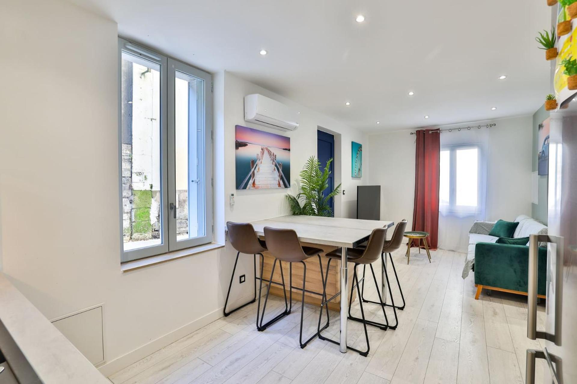 Le Lucien Eco-Appart'Hotel - Angouleme - Centre - Wifi - Parking Prive - Classe 4 Etoiles Εξωτερικό φωτογραφία