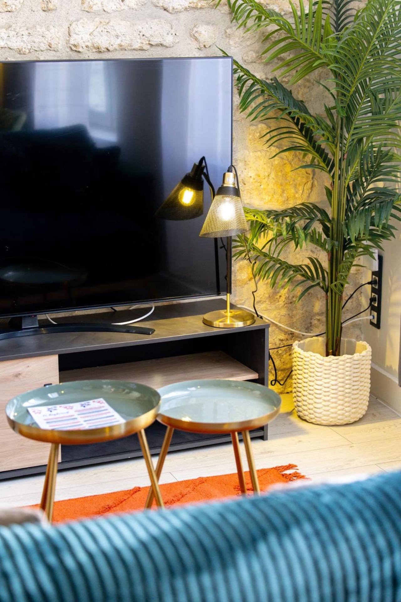 Le Lucien Eco-Appart'Hotel - Angouleme - Centre - Wifi - Parking Prive - Classe 4 Etoiles Εξωτερικό φωτογραφία